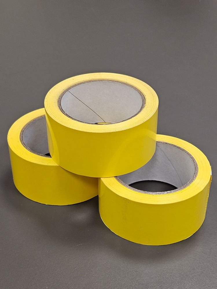 Lepilni trak PVC 50mmX66m Rumen 