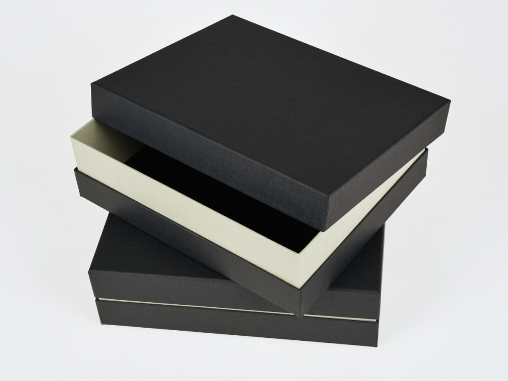 Darilna škatla G2.1 RS250X200X70mm ČRNA