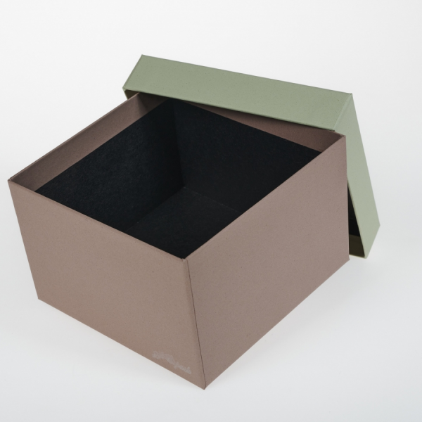 Darilna škatla G1.1 R150X150X100mm MANDELJ - KIVI