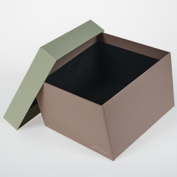 Darilna škatla G1.1 R150X150X100mm MANDELJ - KIVI