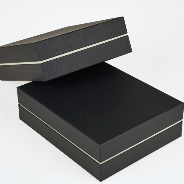 Darilna škatla G2.1 RS250X200X70mm ČRNA