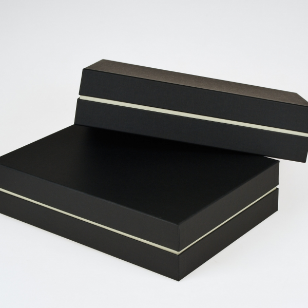 Darilna škatla G2.2 RS350X250X80mm ČRNA